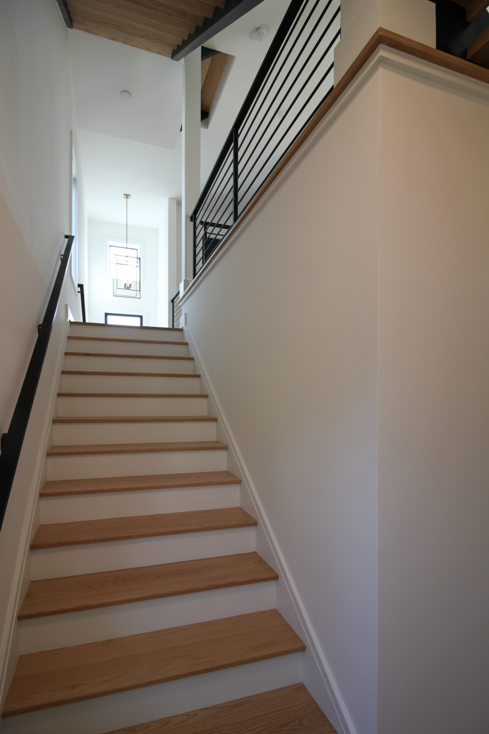85_Sleek Three-Quarter Turn Multilevel-Staircase, McLean VA 22101