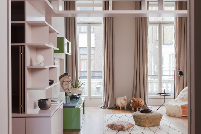 Bespoke Flat Design modern-living-room