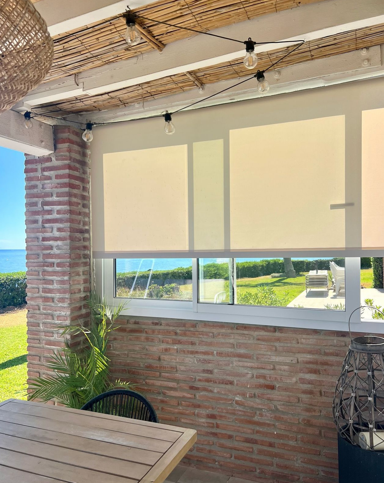 ROLLER BLINDS