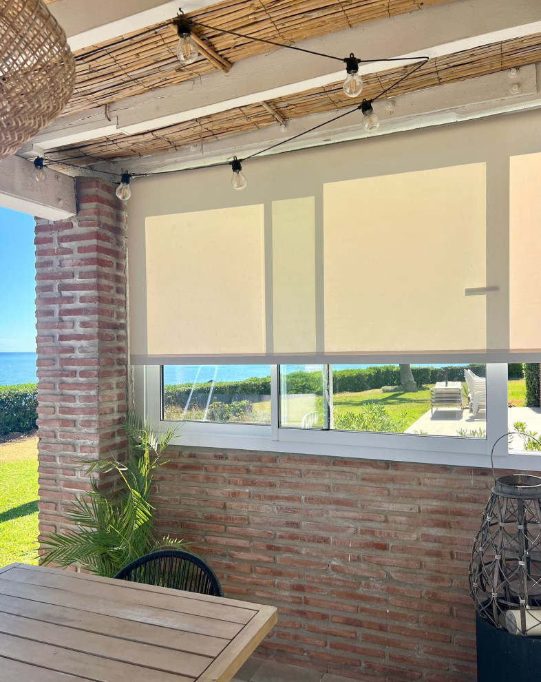 ROLLER BLINDS