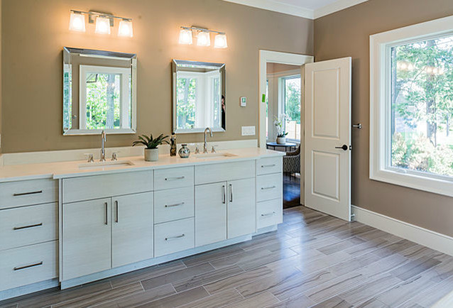 Inspiration for a transitional bathroom remodel in Boston