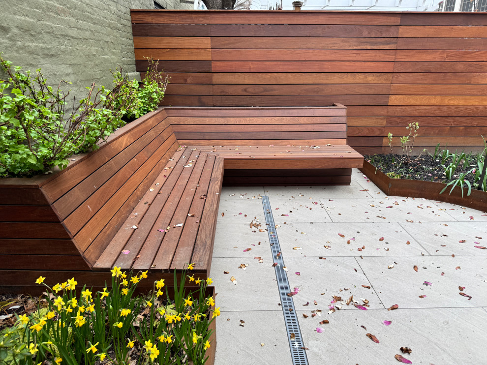 Brooklyn Heights Shady Garden