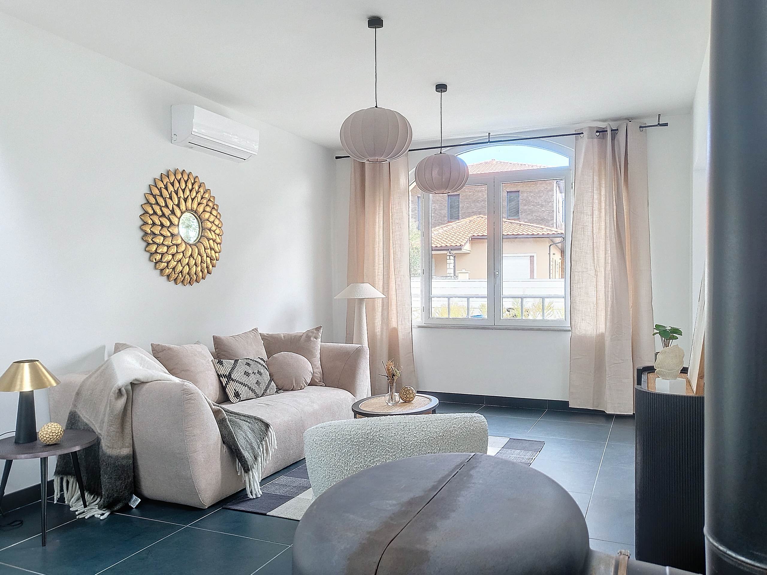 Valoriser une maison à la vente . Meubler pour mieux vendre