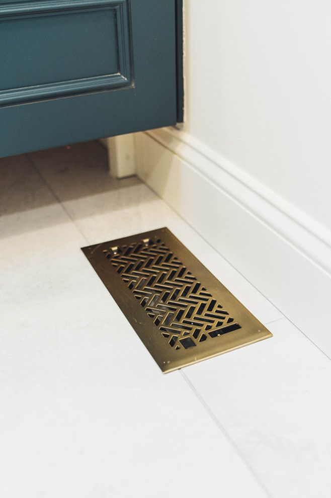 French Dr Primary Bathroom