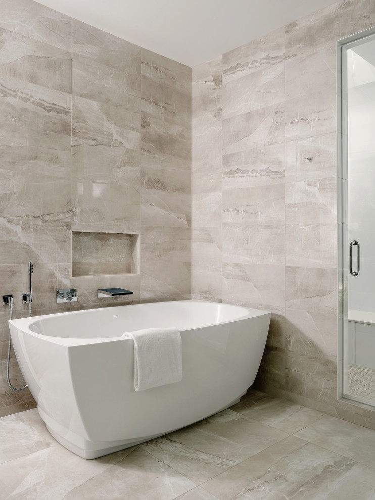 Inspiration for a transitional home design remodel in Austin
