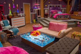 Icarly Set Jellio Cupcake Seat Ice Cream Bench Boat Table And Chandelier エクレクティック ロサンゼルス Jellio Houzz ハウズ