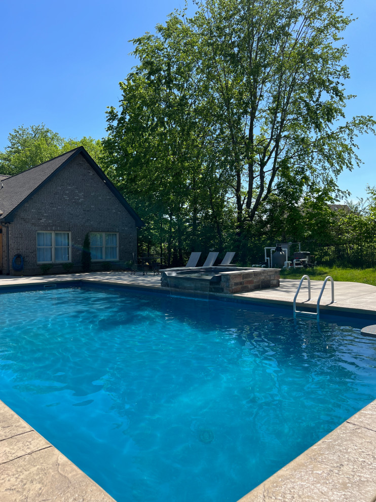 Shackle Island Pool & Spa