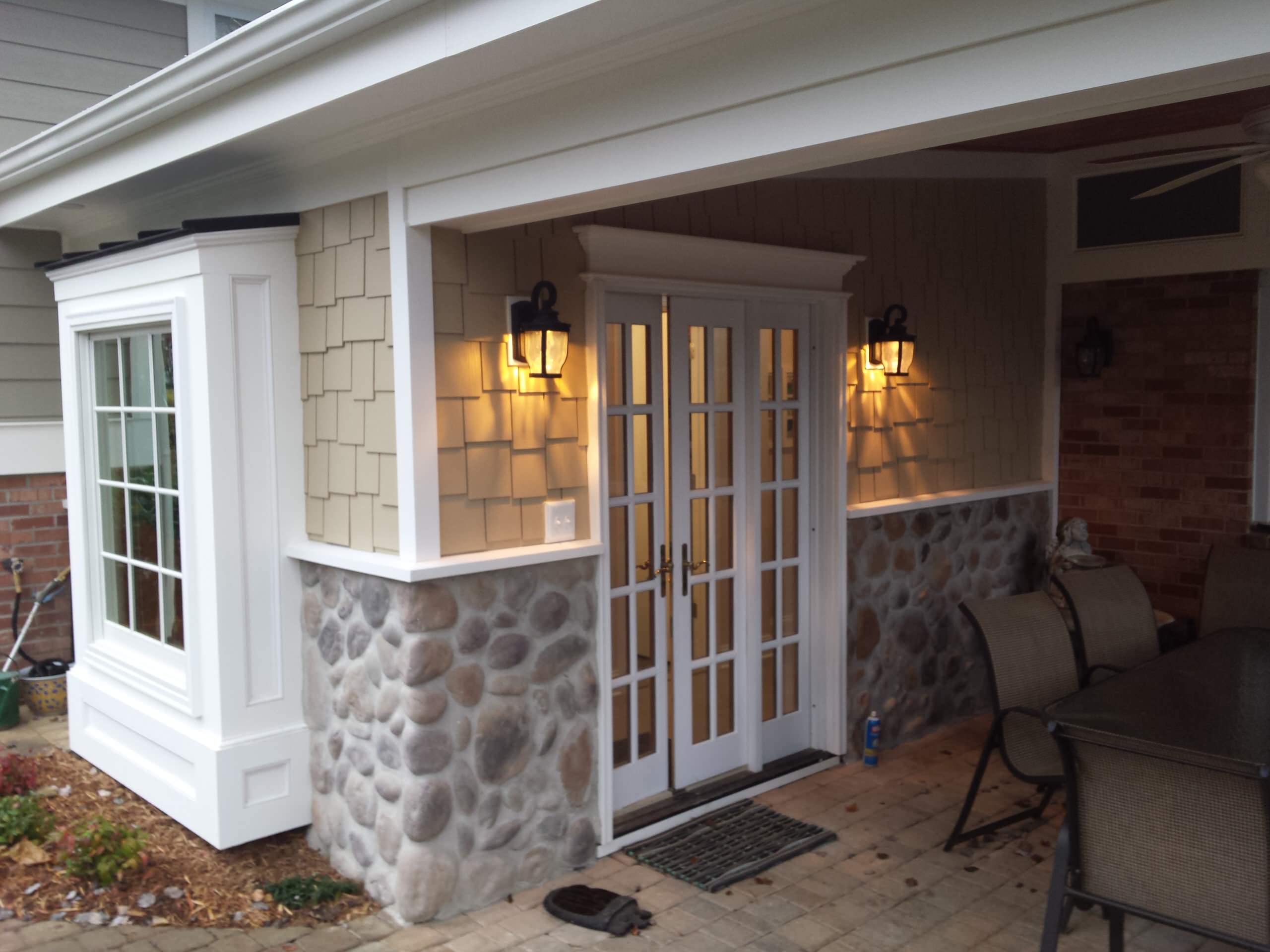 Mudroom with covered patio