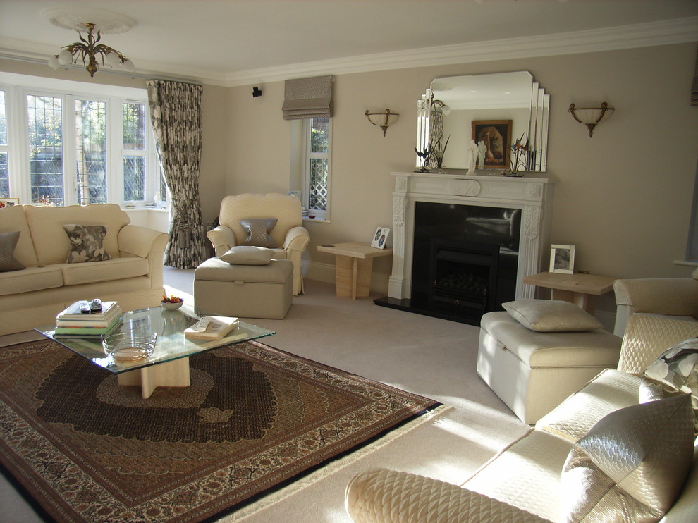 Transitional living room in Hampshire.