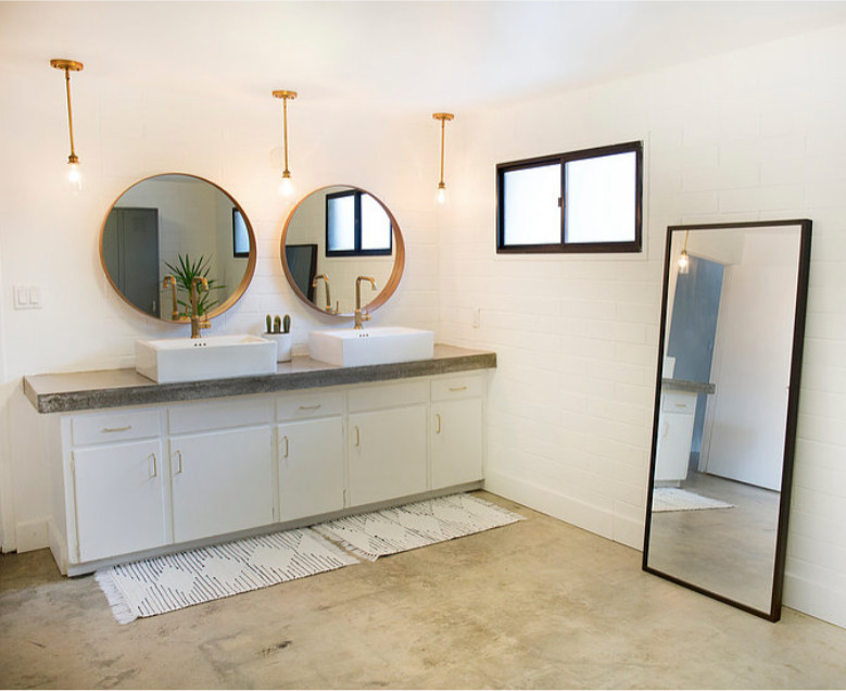 Immagine di una stanza da bagno moderna