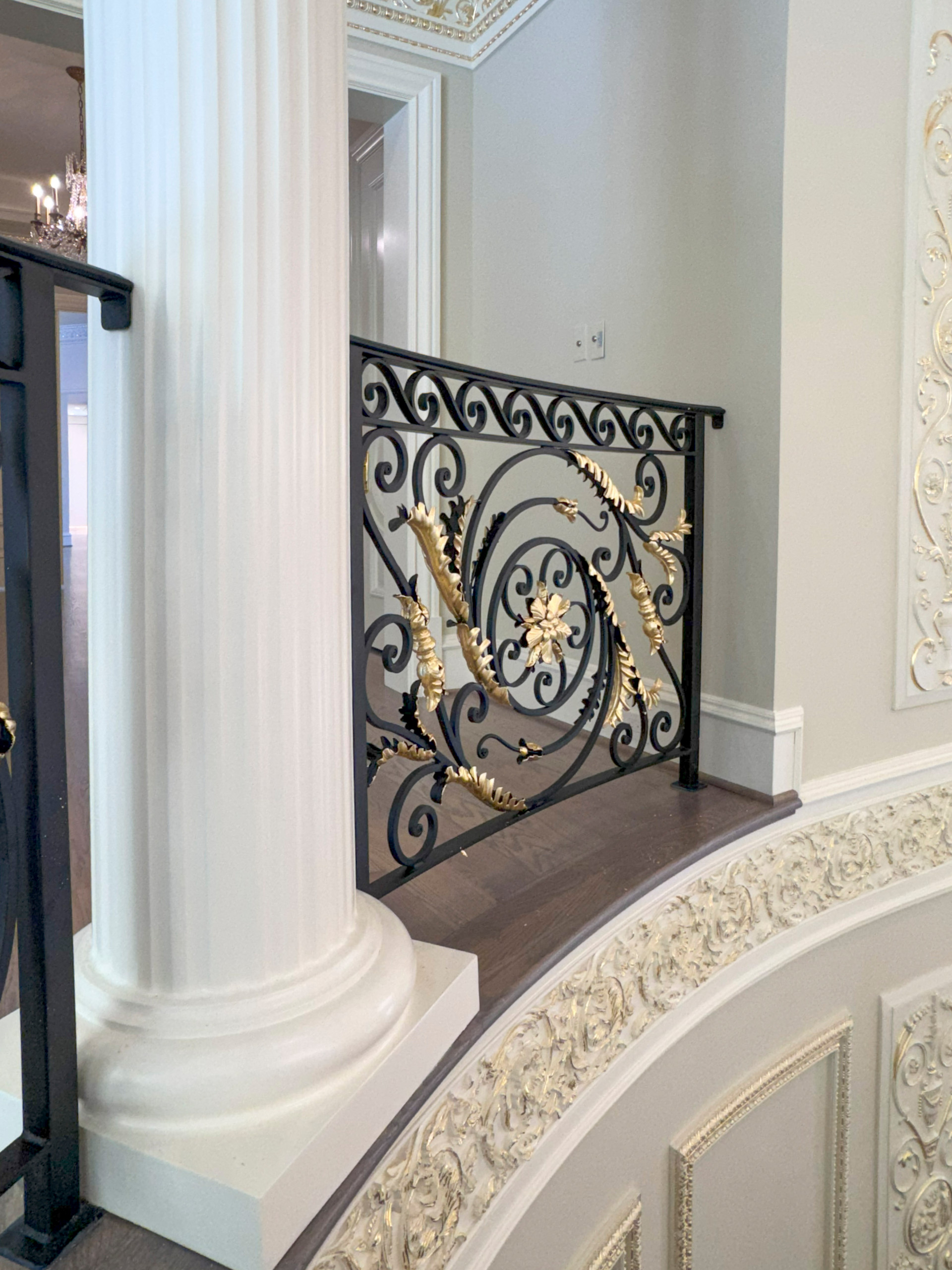 135_Vibrant Staircase with Touch of Historic Grandeur, Great Falls, VA 22066