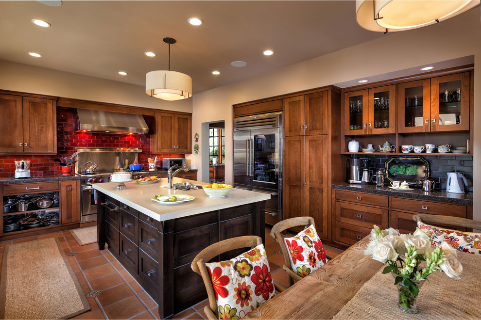 Inspiration for a transitional kitchen in Orange County.