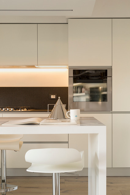 Casa Lupacchini contemporary-kitchen