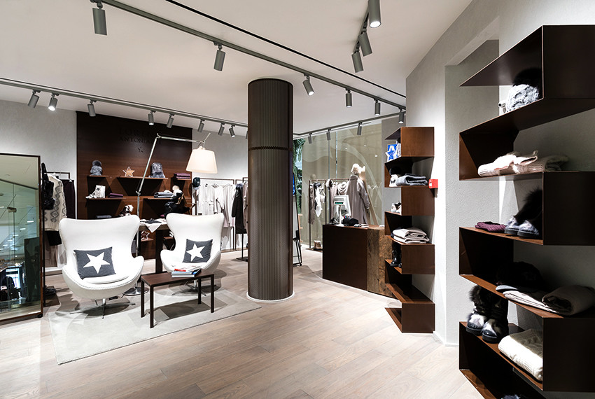 Бутик «Lorena Antoniazzi»