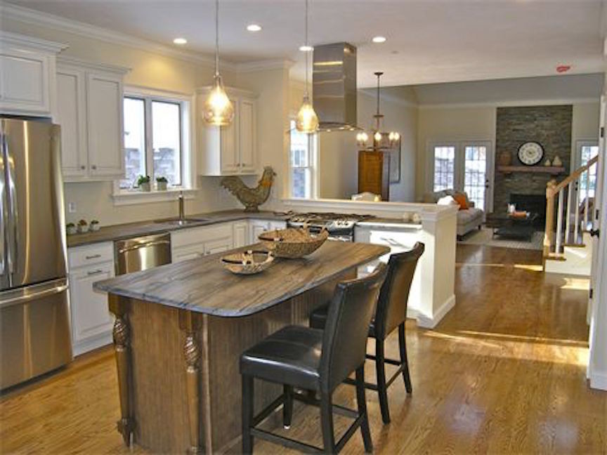 Kitchen - transitional kitchen idea in Boston