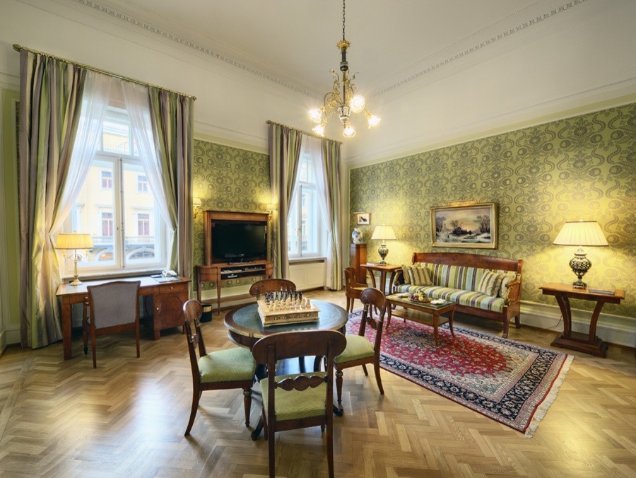 Мебельные гарнитуры