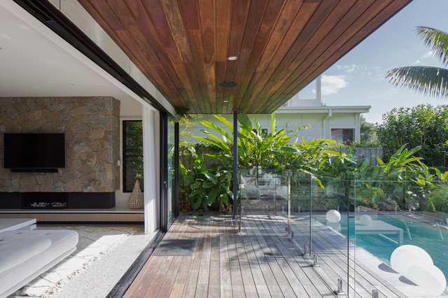Eclipse House contemporary-pool