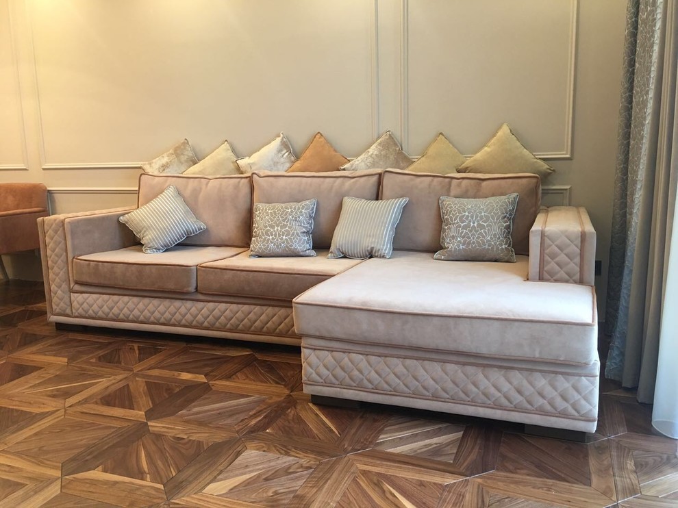 Диван, кровать и обеденная группа в ЖК "Виноградный", г. Москва