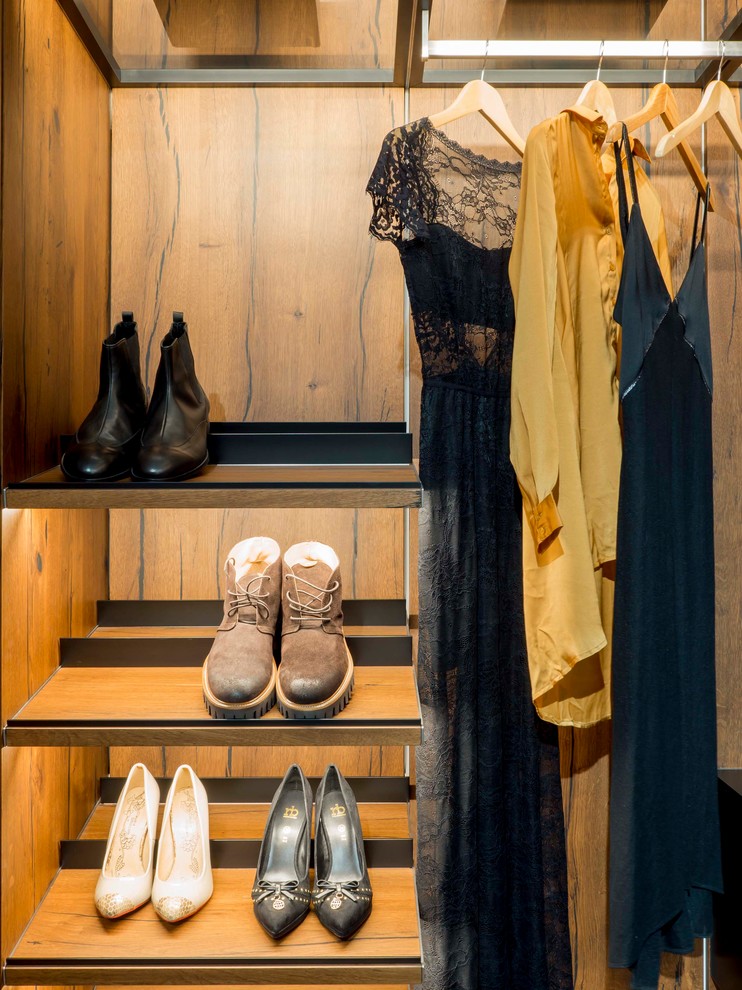 Giulia Novars, Нижний Новгород, ул. Горького 260