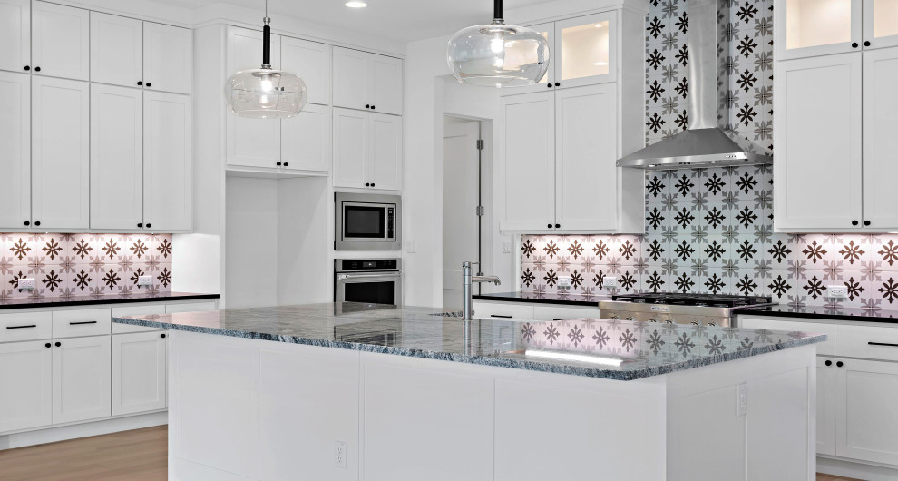 Inspiration for a contemporary kitchen remodel in Austin