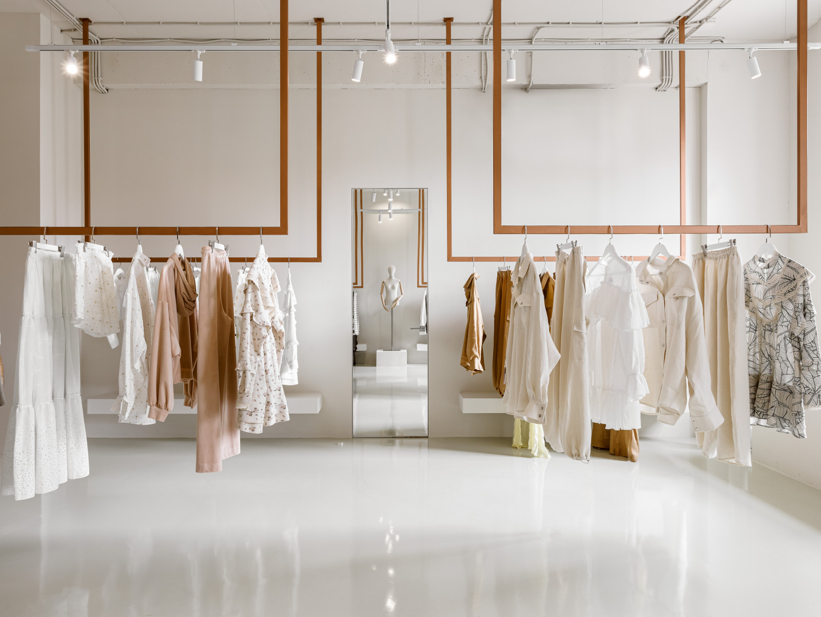 200 м2 AGLAYA бутик одежды на Сары Садыковой