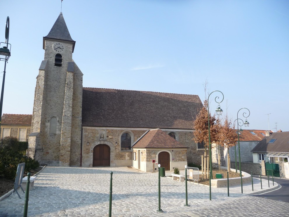 Restauration de l'Eglise de Villabé et création de la place