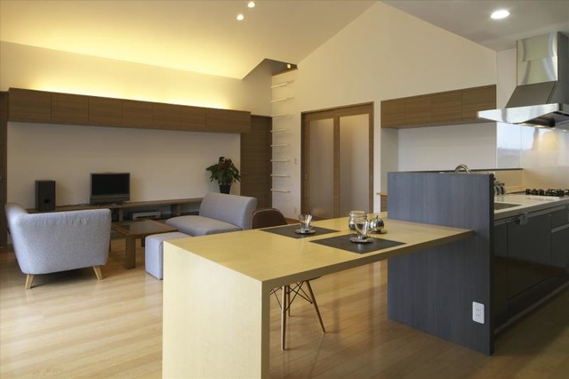 店舗と間違われる住宅 設計 施工 株式会社ハヤシ工務店 撮影 齋藤写真事務所 Tokyo By 齋藤写真事務所 Houzz Uk