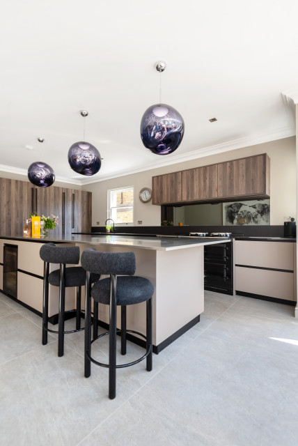 A multi-functional kitchen space trendy-koekken
