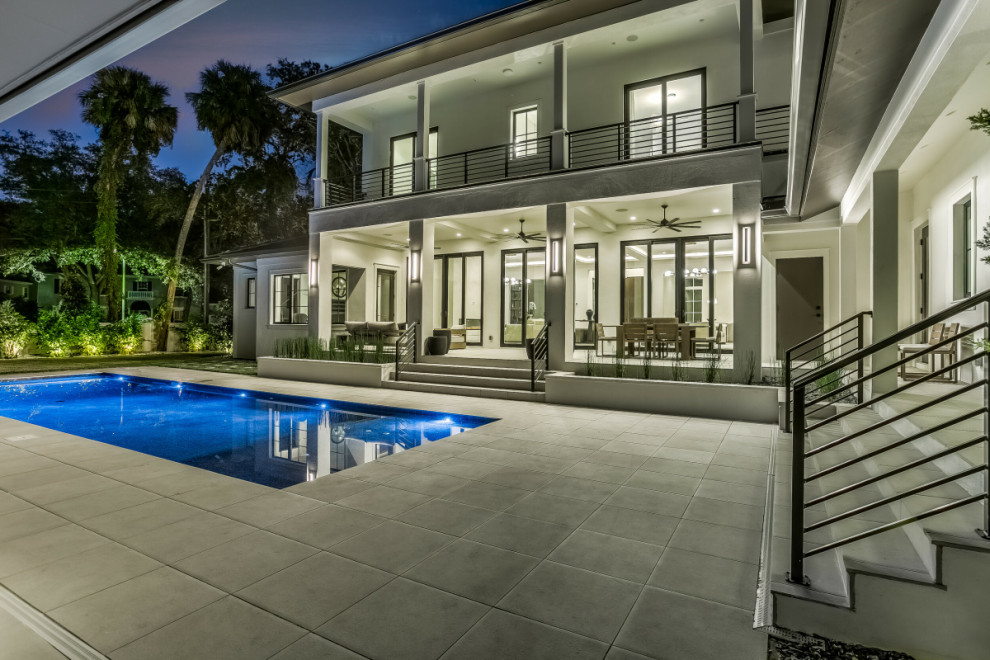 Key West-Style Modern Pool Home