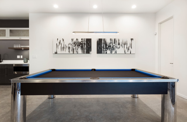 Evolution modern-pool
