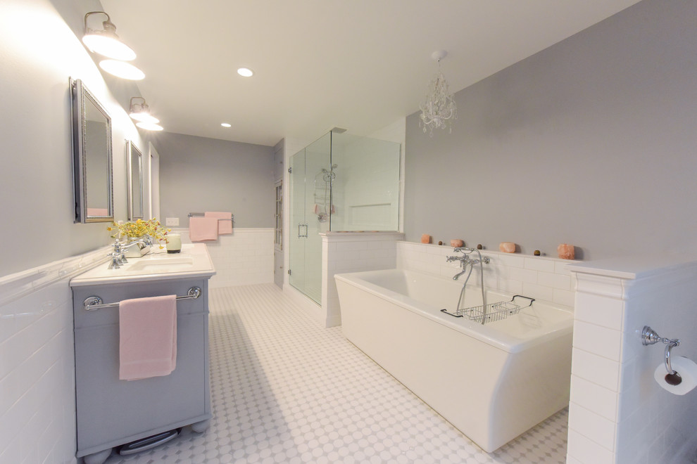 Bathroom - transitional bathroom idea