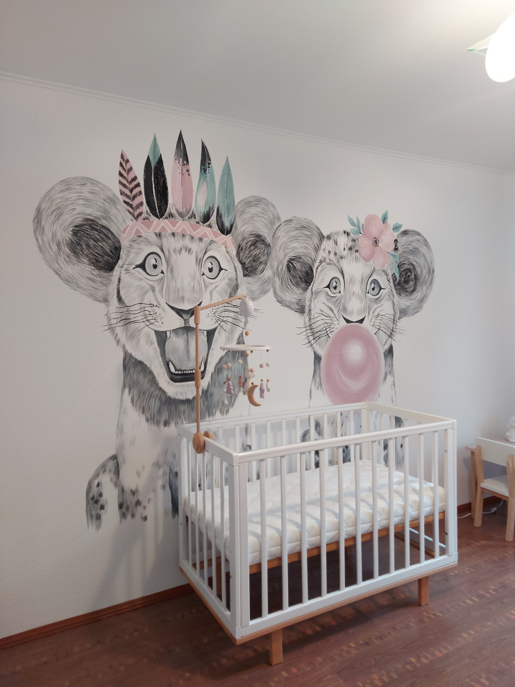 Роспись стены в детской " Львята"