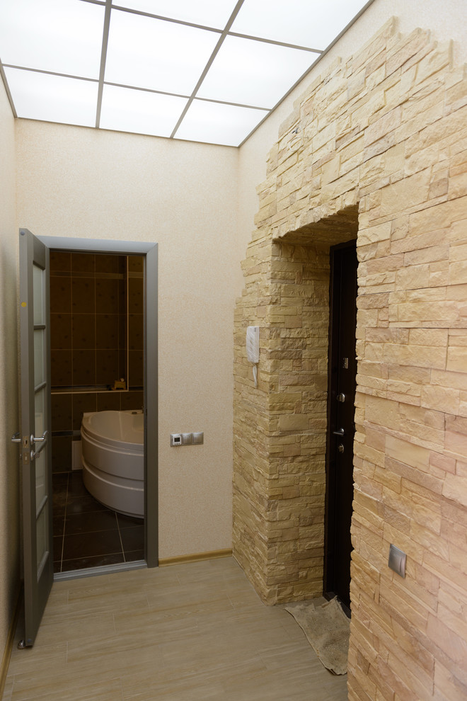 Прихожая в новостройке на 1 Мая