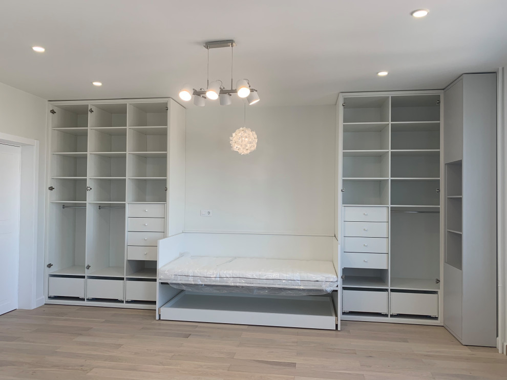 Проспект Луначарского, д.15