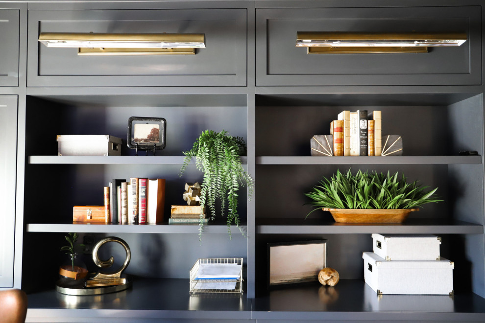Inspiration for a transitional home office remodel in Phoenix