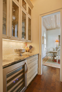 Formal Dining &amp; Butler's Pantry - Traditional - Dining 