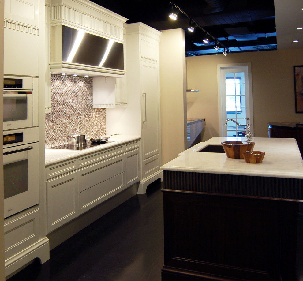 Example of a transitional kitchen design in Miami