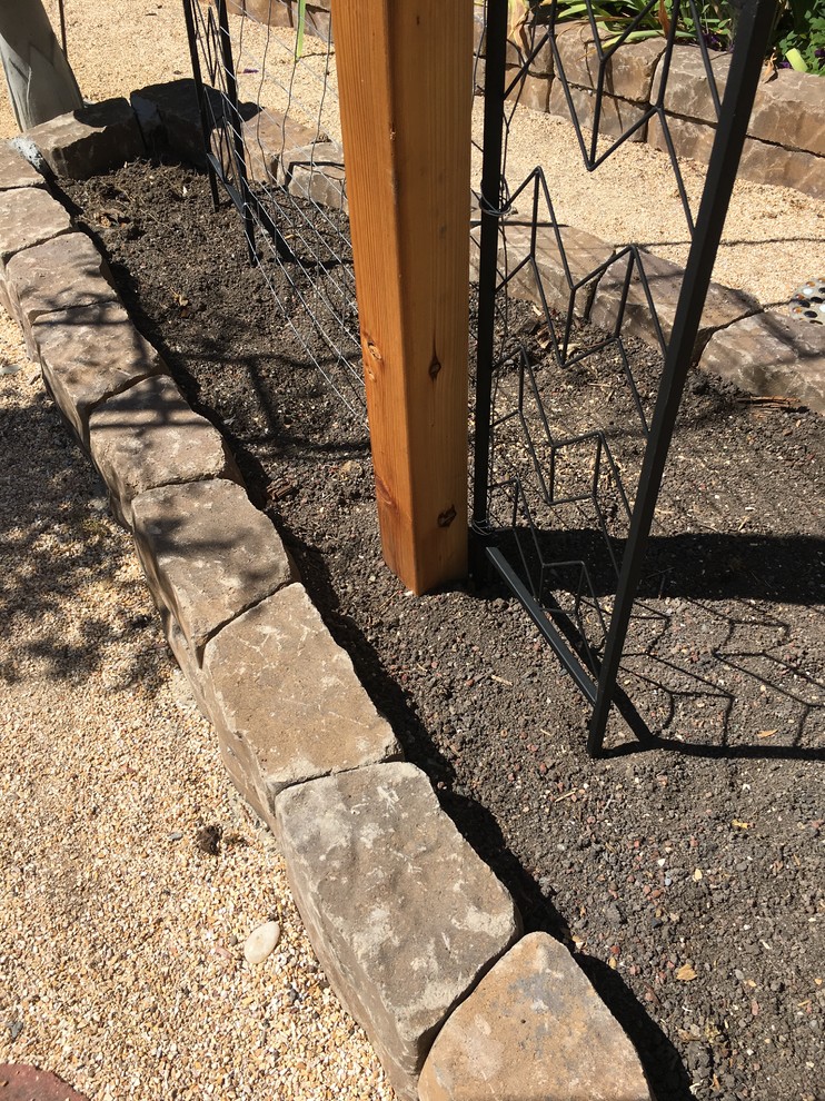 Preventing a 4X4 Redwood post from rotting in the ground