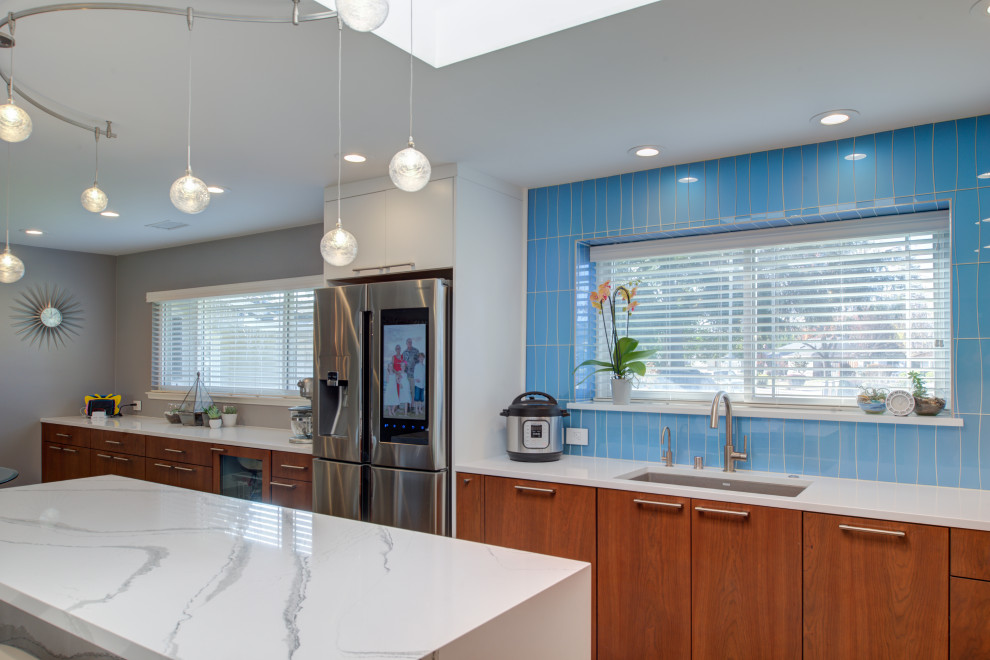 Kitchen - kitchen idea in San Francisco