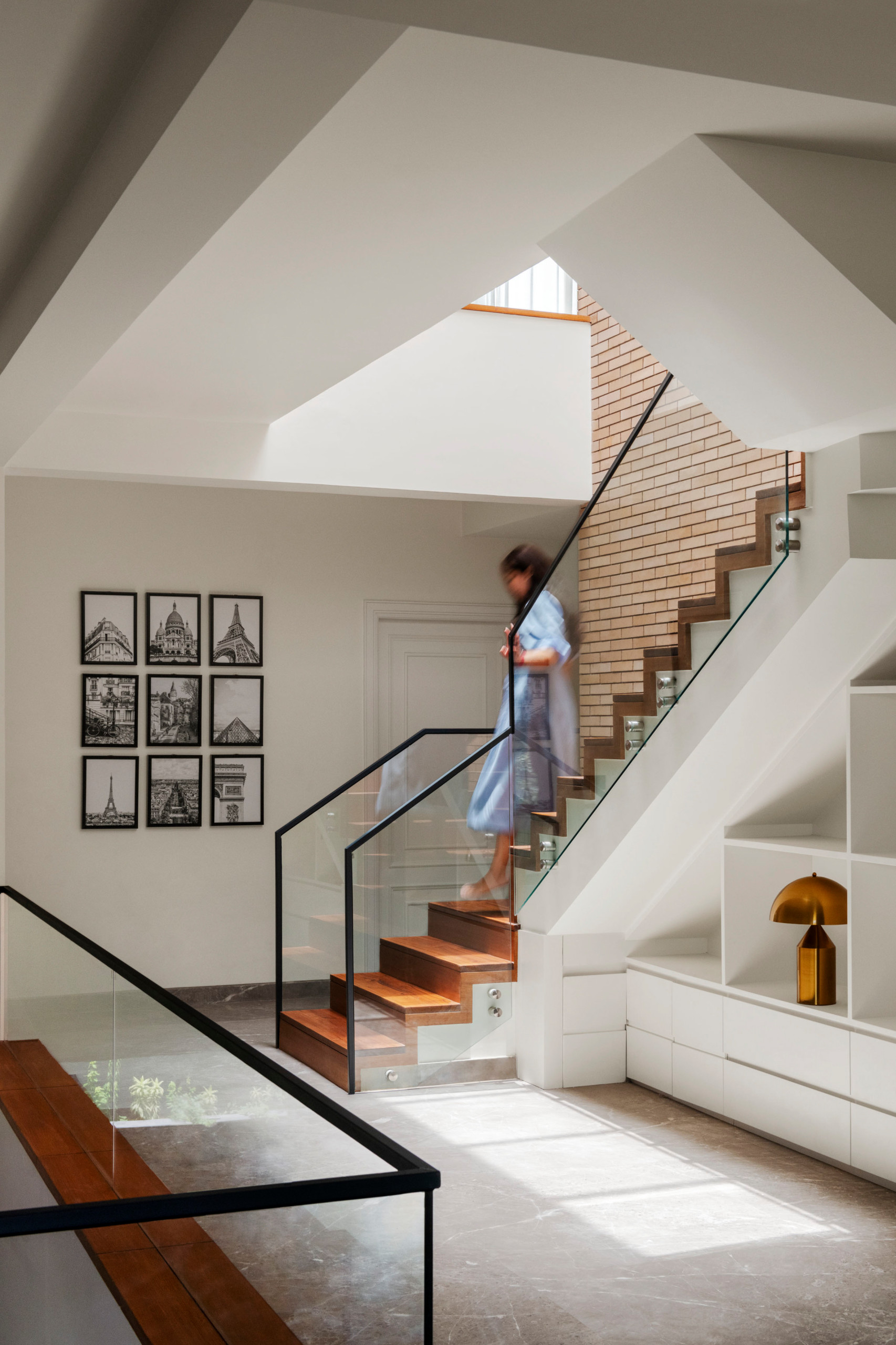 Contemporary Staircase Design Ideas