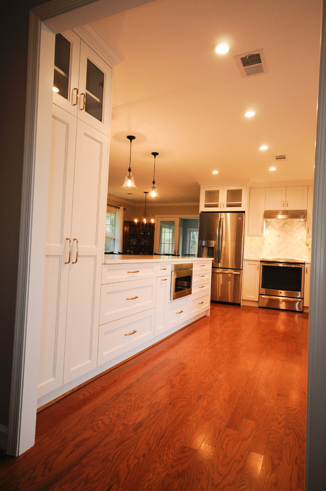 Transitional home design photo in DC Metro