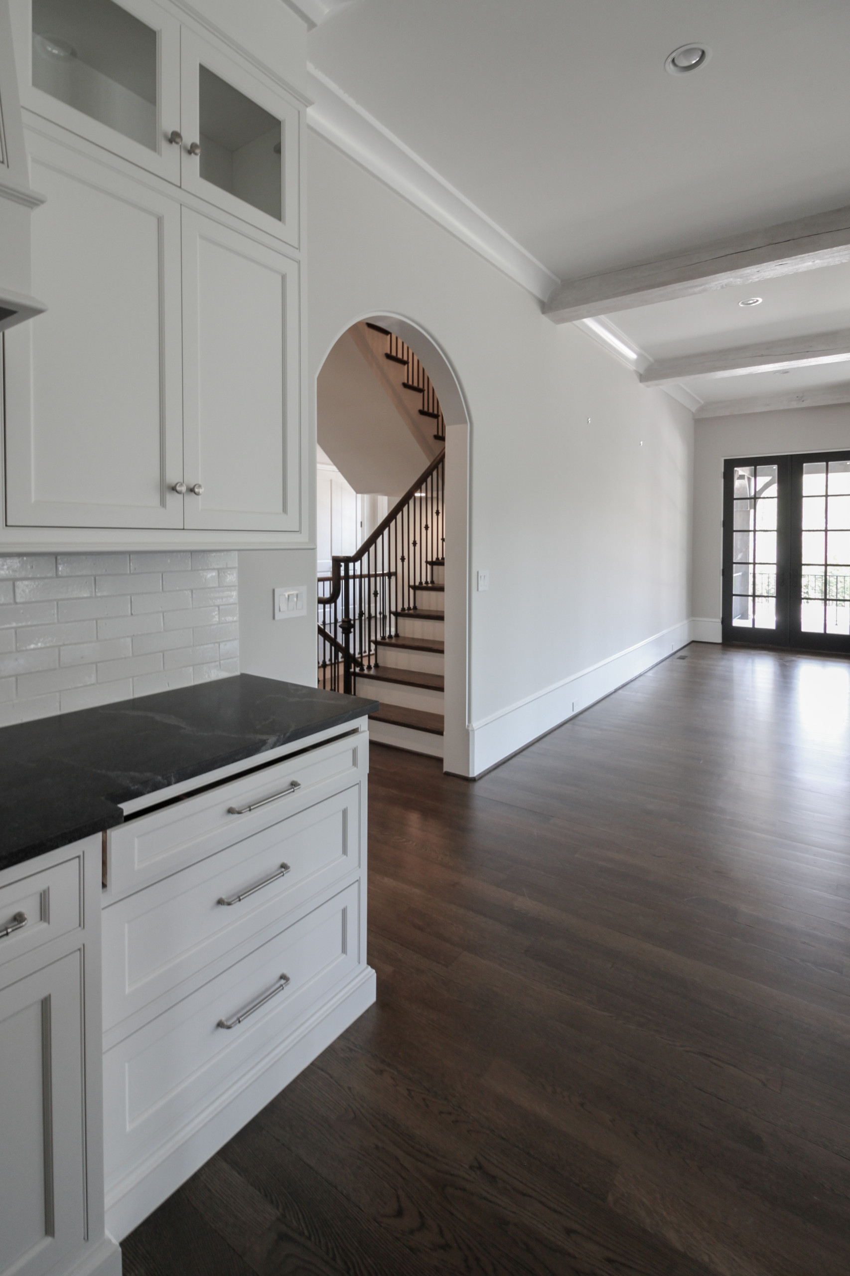 86_ Gorgeous Floating Curved Staircase, McLean VA 22066