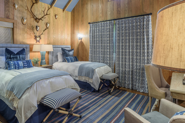 Boot Ranch Custom Home rustikt-sovevaerelse