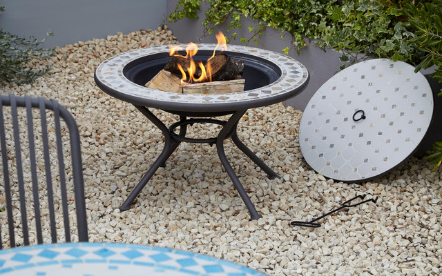 Silene Mosaic Metal Fire Pit Table trendy-hus-og-facade