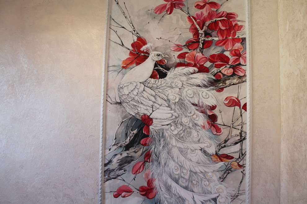 Роспись в спальной частного интерьера " белые павлины"
