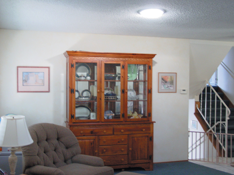 This is an example of a traditional living room in Denver.