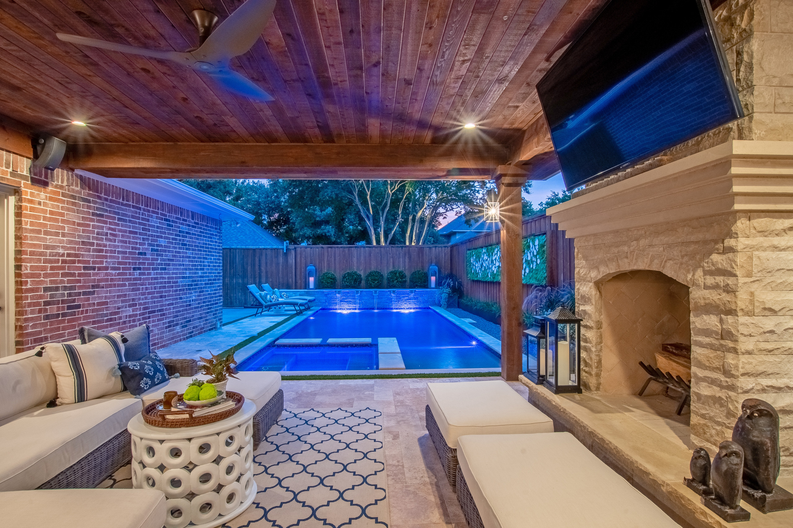 LAKE HIGHLANDS POOL GARDEN