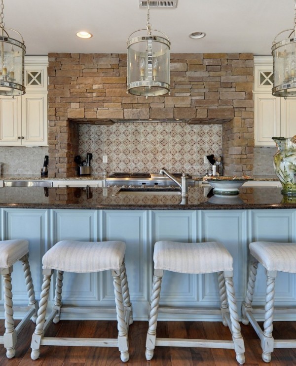 Mountain style kitchen photo in Orange County