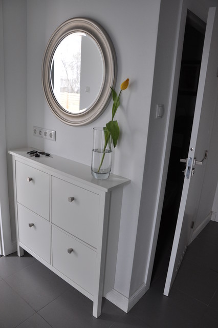 small house modern-entry
