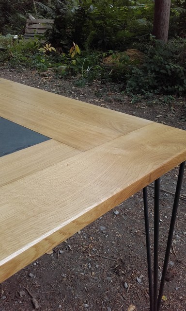 Table kitchen